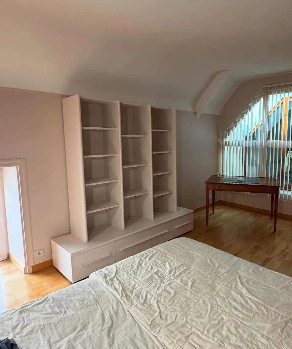Rénovation d'un meuble en bois — après travaux